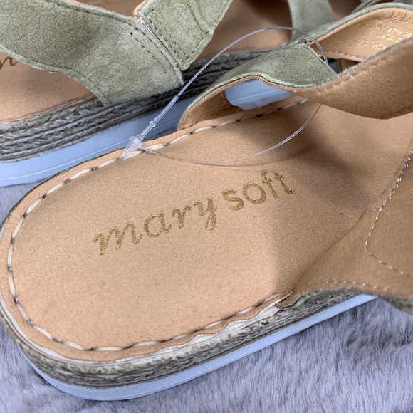 Mary Soft Sandals - Picture 4 of 8